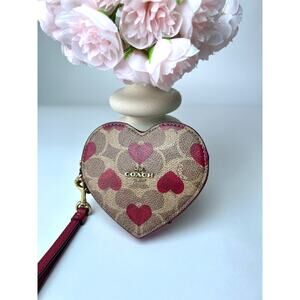 Coach Heart  Print With Signature Coin Case Wristlet